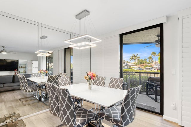 3 of 36 - 899 Jeffery St #112, Boca Raton, FL