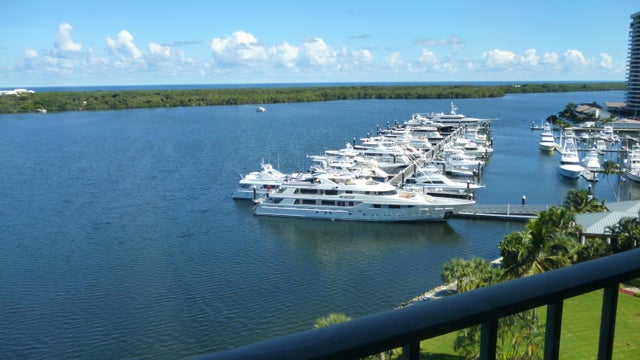 2 of 45 - 124 Lakeshore Dr #1028, North Palm Beach, FL