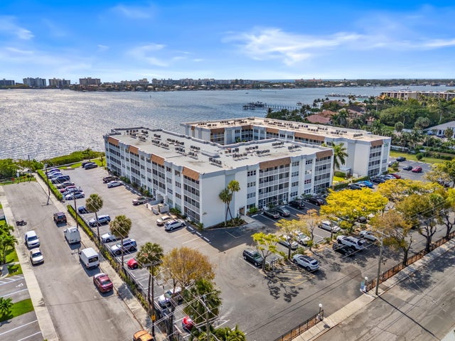 1 of 41 - 1502 S Lakeside Drive #301, Lake Worth Beach, FL