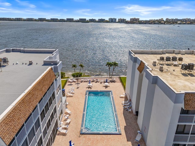 5 of 41 - 1502 S Lakeside Drive #301, Lake Worth Beach, FL