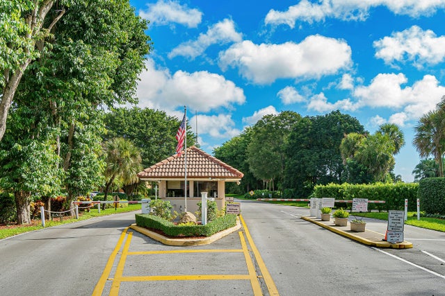 3 of 36 - 11255 Green Lake Drive #203, Boynton Beach, FL