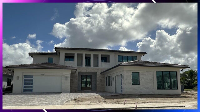 1 of 24 - 9180 Coral Isles Circle #lot 21, Palm Beach Gardens, FL