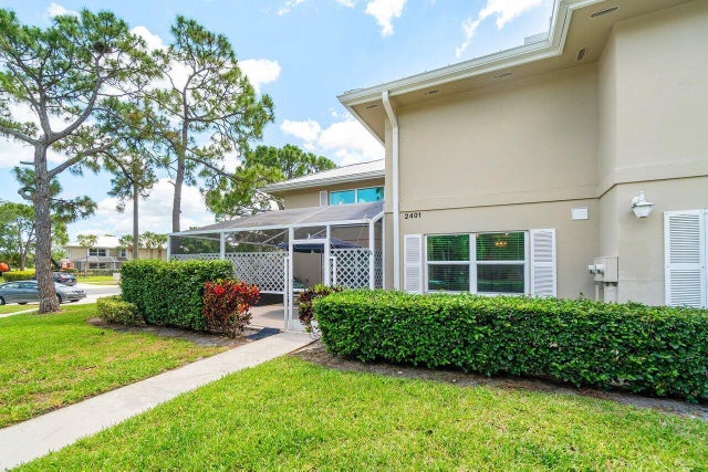 2 of 22 - 2401 Sw Danbury Lane, Palm City, FL