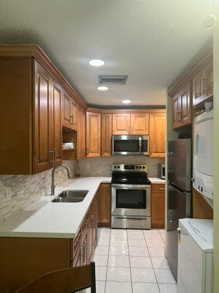 Photo of Listing #RX-11083497