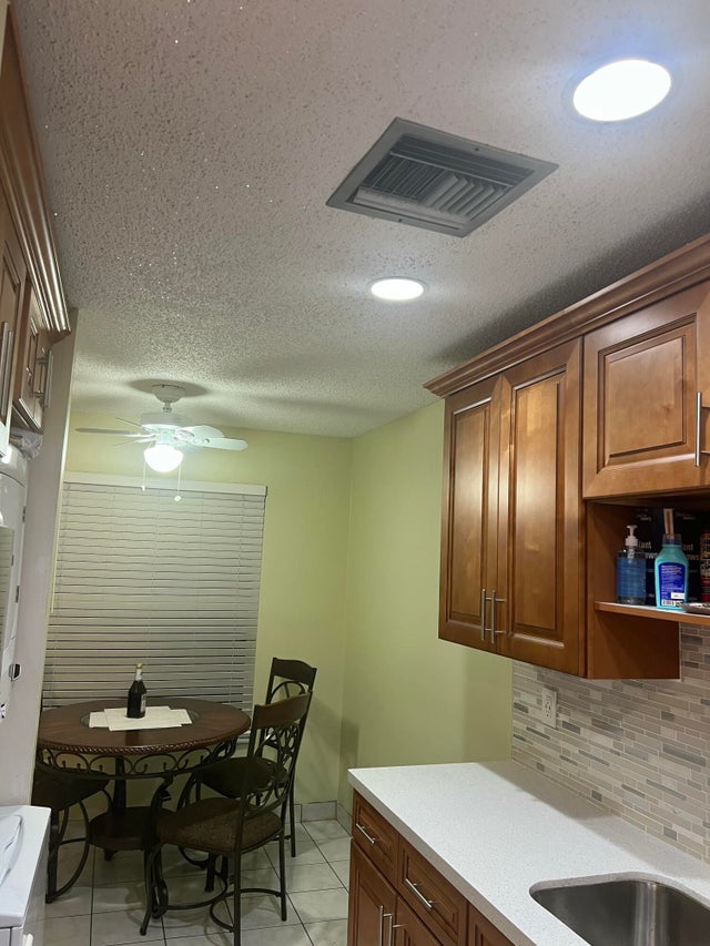 4 of 17 - 1835 Nw 18th Street #104, Delray Beach, FL
