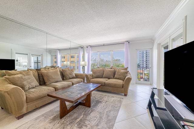 2 of 38 - 405 N Ocean Boulevard #507, Pompano Beach, FL