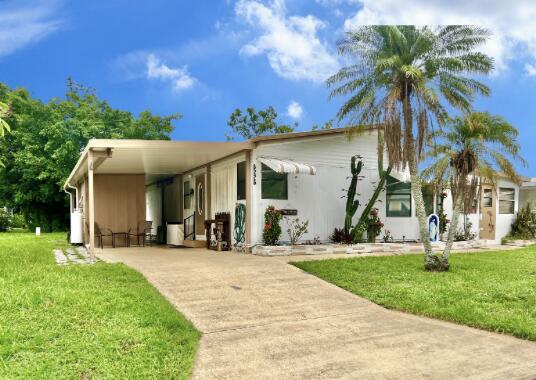 2 of 34 - 6226 S Joshua Lane, Lake Worth, FL