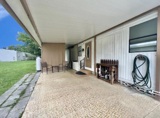3 of 34 - 6226 S Joshua Lane, Lake Worth, FL