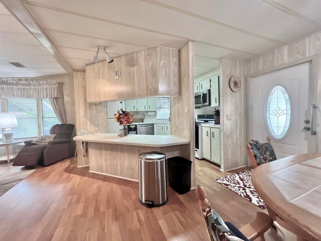 4 of 34 - 6226 S Joshua Lane, Lake Worth, FL