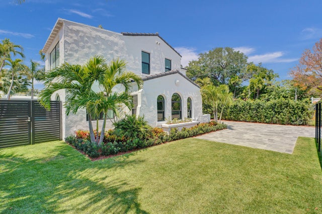 4 of 38 - 5832 Alton Road, Miami Beach, FL