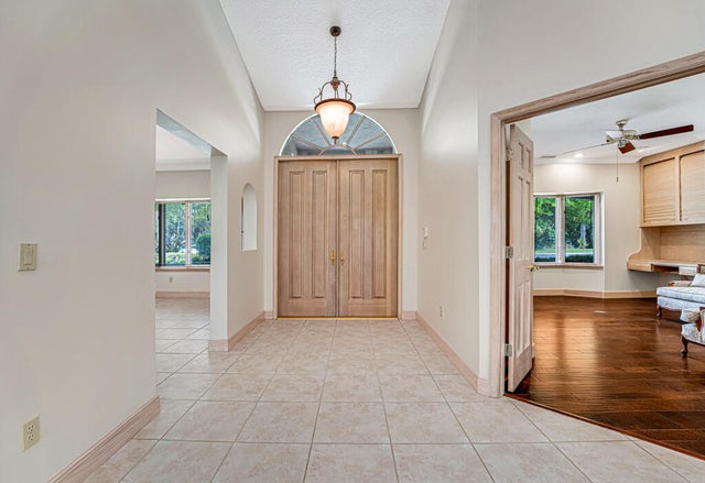 5 of 88 - 13406 Doubletree Circle, Wellington, FL