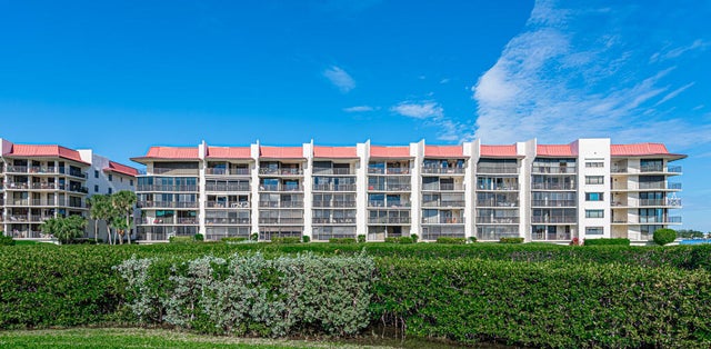 2 of 28 - 7020 Half Moon Circle #210, Hypoluxo, FL