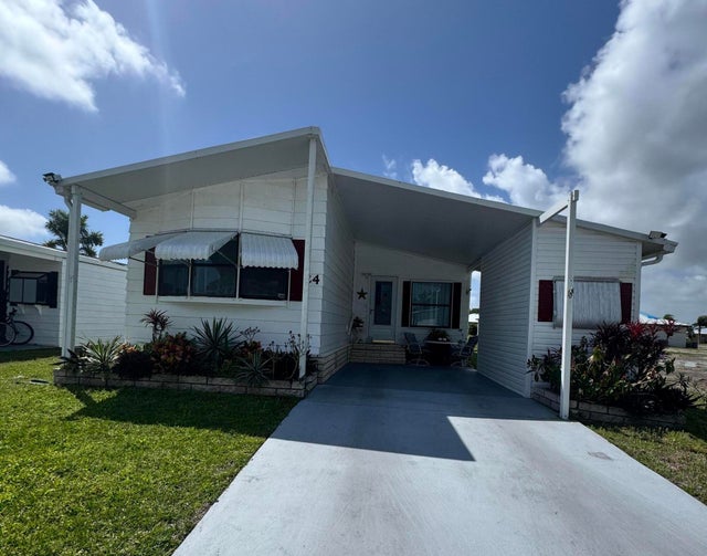 1 of 32 - 24 Villa Del Norte, Fort Pierce, FL