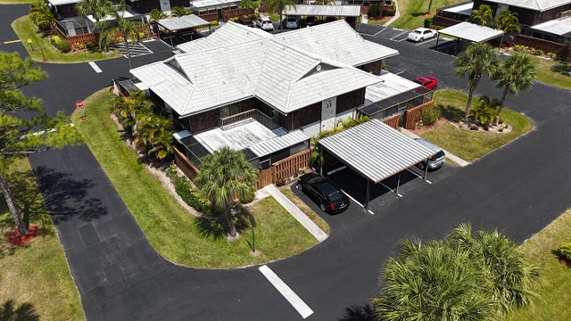 2 of 39 - 3302 Se Guinevere Lane, Port Saint Lucie, FL