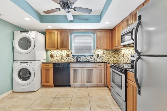 5 of 36 - 301 Lake Shore Drive #503, Lake Park, FL