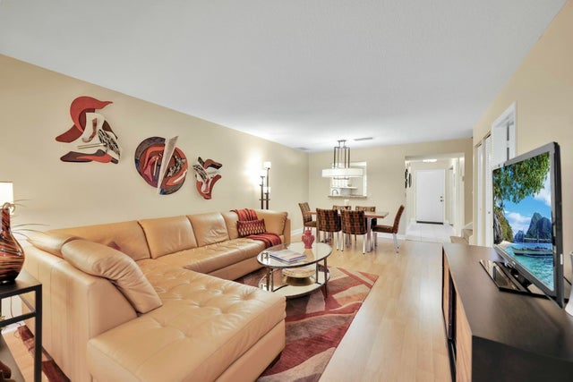 5 of 27 - 13572 Via Flora #c, Delray Beach, FL
