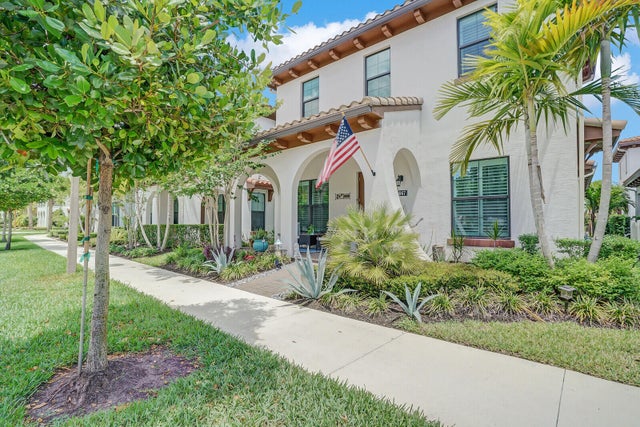 1 of 98 - 8067 Hobbes Way, Palm Beach Gardens, FL