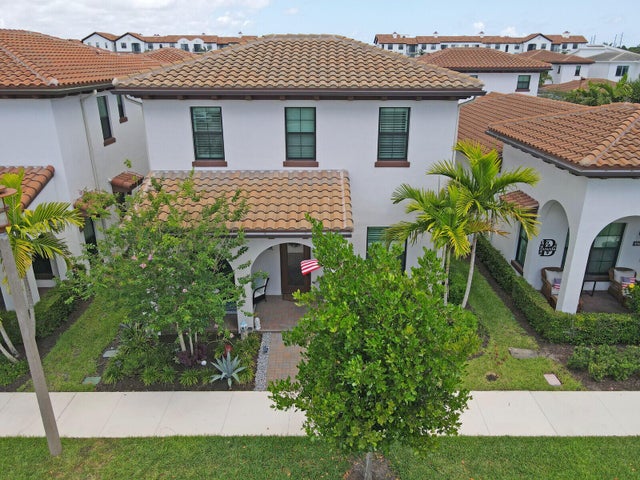 5 of 98 - 8067 Hobbes Way, Palm Beach Gardens, FL
