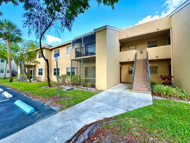 1 of 18 - 880 Cypress Park Wy #e, Deerfield Beach, FL