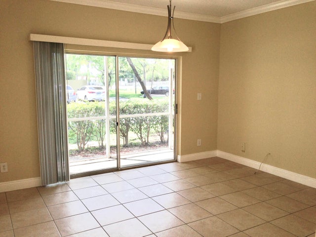 3 of 18 - 880 Cypress Park Wy #e, Deerfield Beach, FL