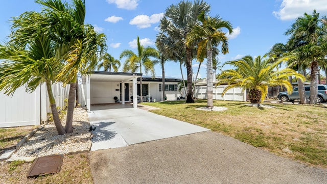 3 of 38 - 261 Nw 47th Court, Oakland Park, FL