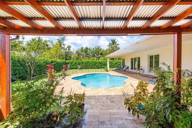 4 of 27 - 1650 Ne 3rd Av, Delray Beach, FL