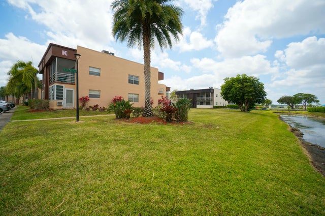 1 of 21 - 504 Burgundy K, Delray Beach, FL