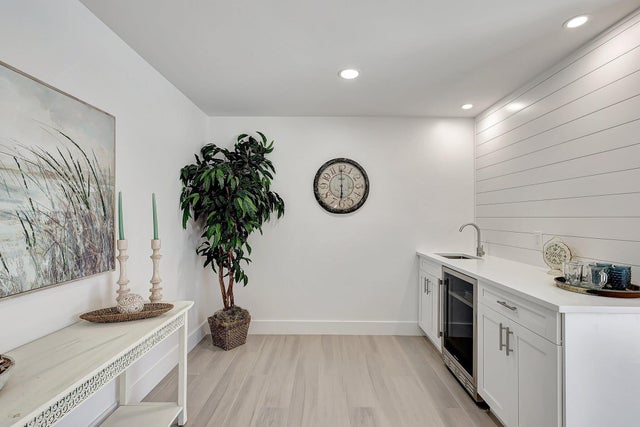 5 of 65 - 124 Queen Christina Ct, Hutchinson Island, FL