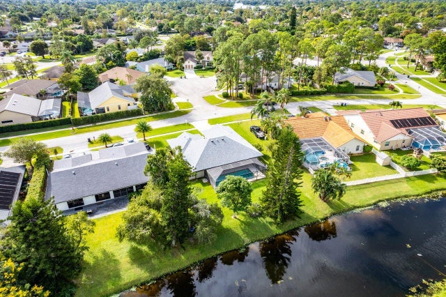 1 of 45 - 13471 Barberry Dr, Wellington, FL