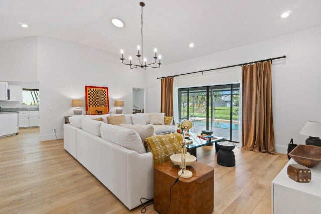 4 of 45 - 13471 Barberry Dr, Wellington, FL