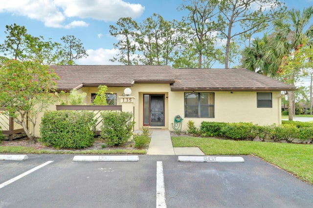 2 of 32 - 135 Manchineel Ct, Royal Palm Beach, FL