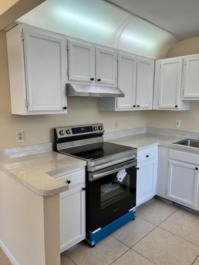 2 of 19 - 2339 Linton Ridge Circle #e6, Delray Beach, FL