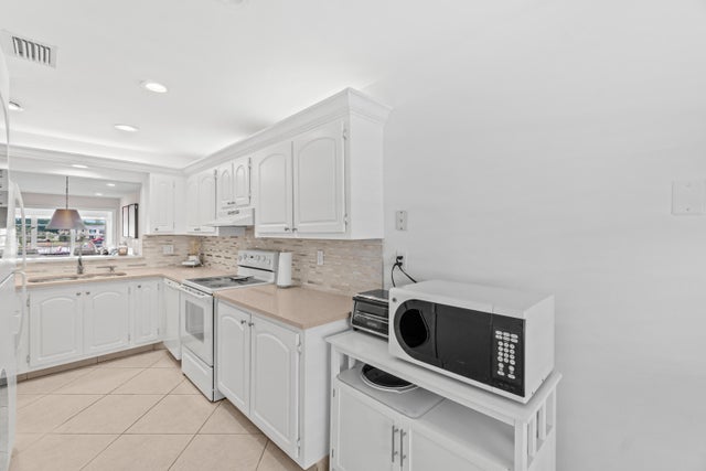 4 of 45 - 5656 Via Delray #b, Delray Beach, FL