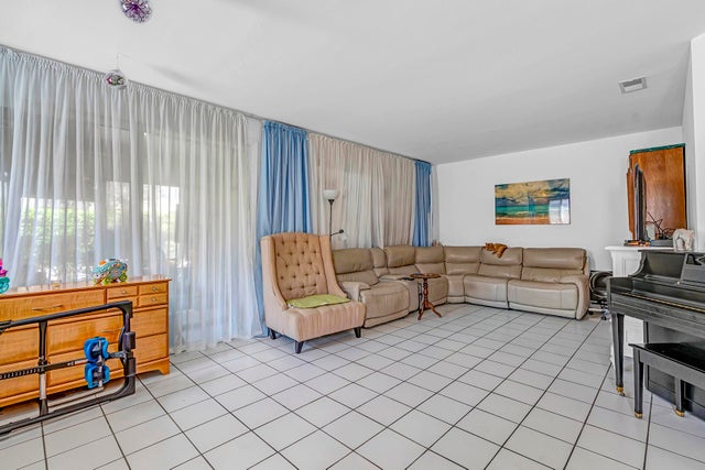 3 of 28 - 6807 Via Regina #1, Boca Raton, FL