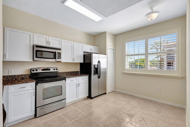 3 of 50 - 11039 Legacy Boulevard #203, Palm Beach Gardens, FL