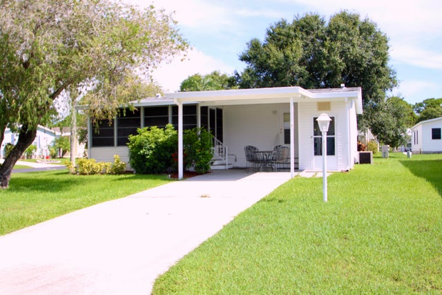 1 of 32 - 334 Seahorse Terrace, Fort Pierce, FL