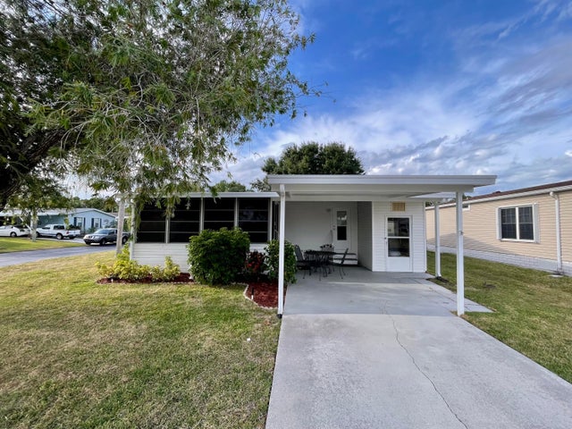 2 of 32 - 334 Seahorse Terrace, Fort Pierce, FL