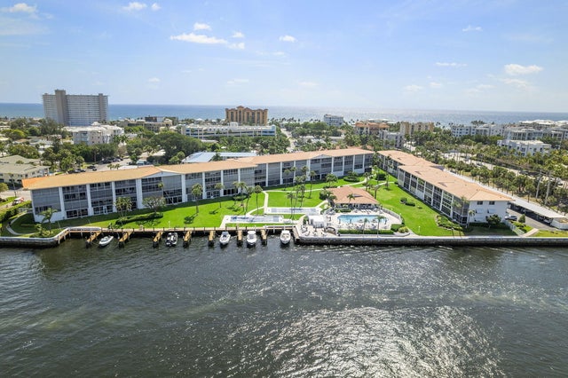 1 of 41 - 101 Ne 19th Avenue #208, Deerfield Beach, FL