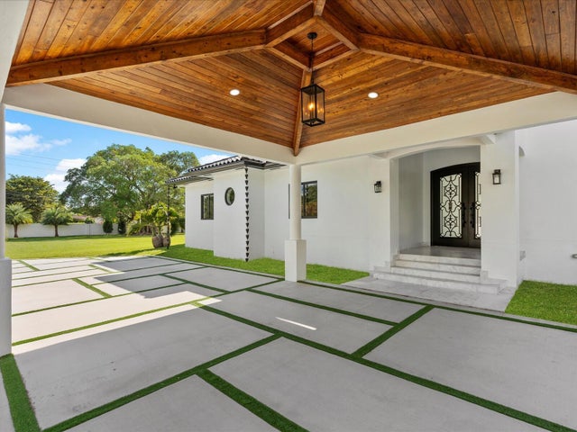 3 of 39 - 9700 Sw 66th Street, Miami, FL