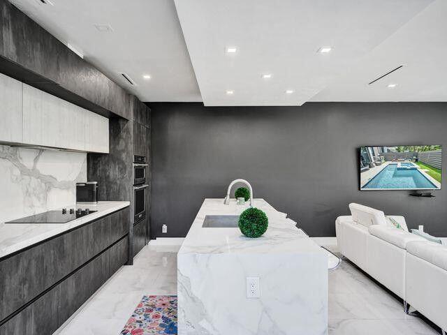 3 of 43 - 2514 Ne 21st Street #a, Fort Lauderdale, FL