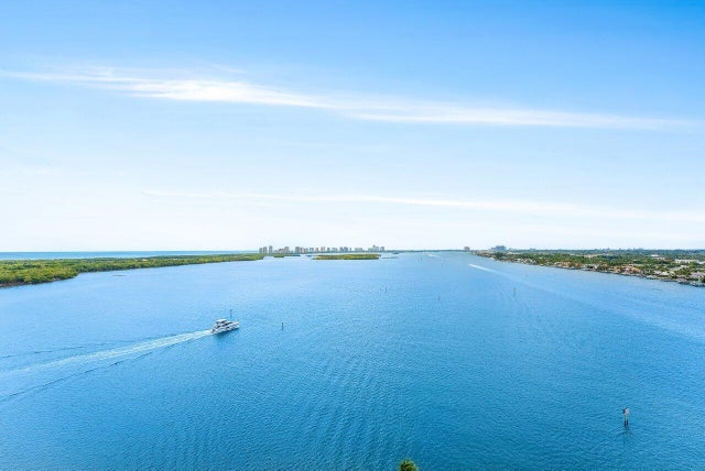 1 of 52 - 100 Lakeshore Dr #1557, North Palm Beach, FL