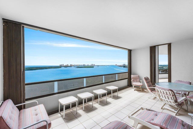 5 of 52 - 100 Lakeshore Dr #1557, North Palm Beach, FL