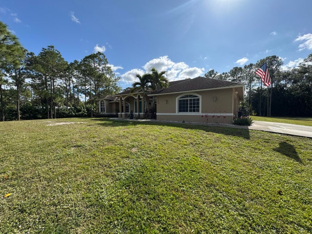 2 of 35 - 15664 89th Place N, Loxahatchee, FL