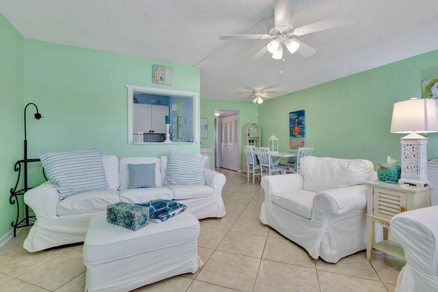 4 of 84 - 107 Sheffield E, West Palm Beach, FL