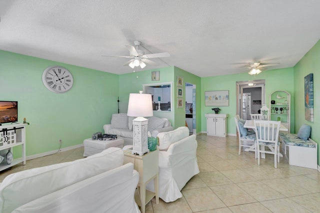 5 of 84 - 107 Sheffield E, West Palm Beach, FL
