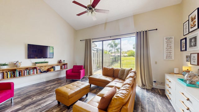 2 of 25 - 527 Deer Creek Wildwood Lane E, Deerfield Beach, FL