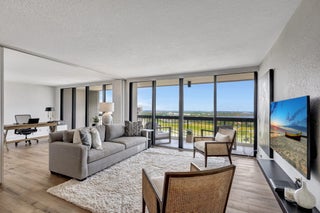 Photo of Listing #RX-11085077