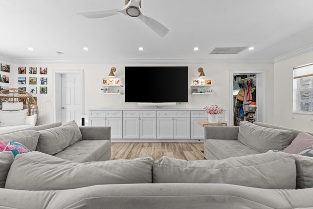 5 of 32 - 912 Roberts Road, Delray Beach, FL