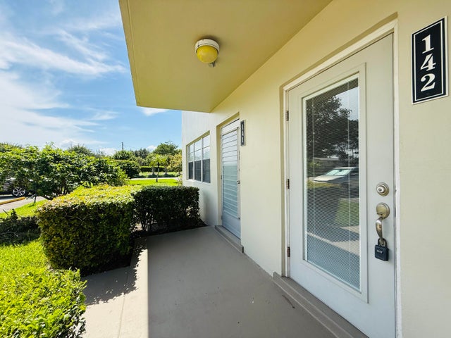 3 of 39 - 142 Sussex H, West Palm Beach, FL