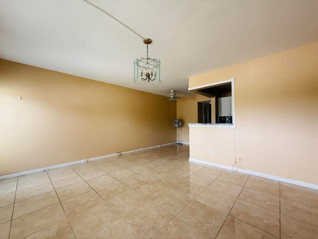 4 of 39 - 142 Sussex H, West Palm Beach, FL